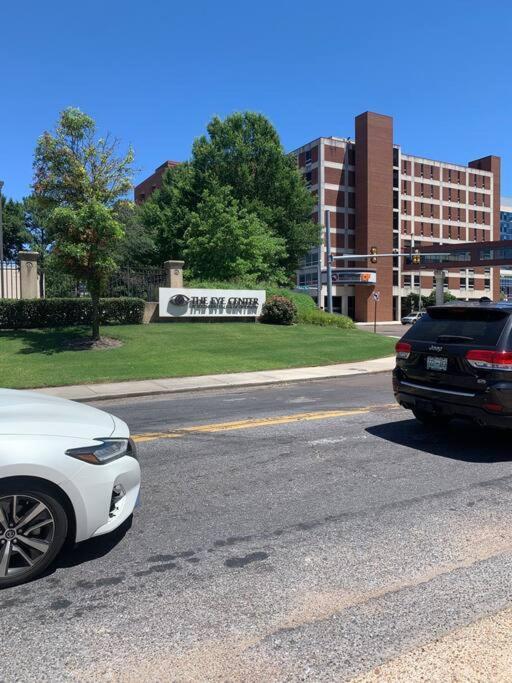 Apartment Near Rhodes College, Fedex Forum, Regional One, Ut Health Sciences Memphis