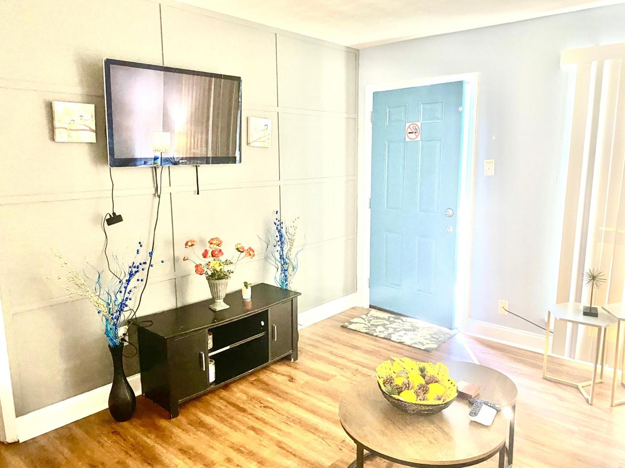 Apartment Near Rhodes College, Fedex Forum, Regional One, Ut Health Sciences